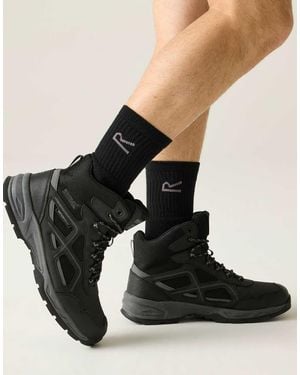 Regatta Vendeavour Waterproof Walking Boots - Black