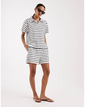 4th & Reckless Cotton Rich Towelling Collared Drawstring Waist Shorts Co-ord - White
