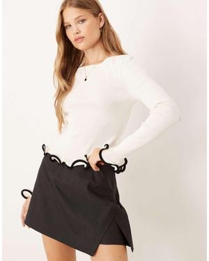 Gina Tricot Long Sleeve Flared Cuffs Knitted Top - White