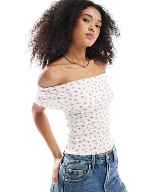 Hollister Off The Shoulder Short Sleeve Rose Top - White