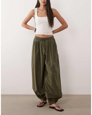 ARKET Pantaloni A Palloncino - Verde