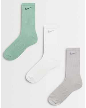 Nike Confezione Da 3 Calzini Crew Leggeri Per Tutti I Giorni - Bianco