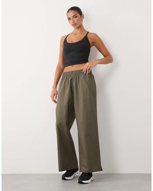 4505 Wide-leg-hose aus baumwoll-ripstop mit reißverschlusstaschen - Grün