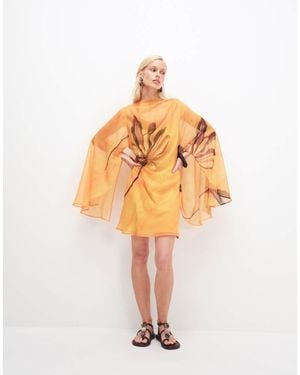 ASOS Hoogsluitende Mini Jurk Met Gedrapeerde Voorkant, Extreme Capemouwen En Bloemenprint - Metallic