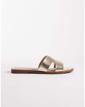 SEQWL Storke Flat Sandals - White