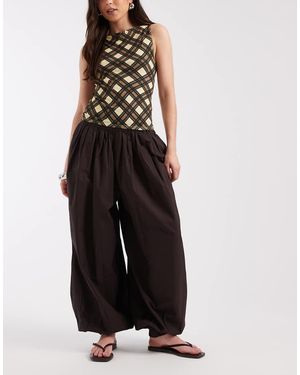 Aware Woven Balloon Trousers With Cuffed Ankle - Black