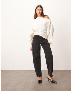 ARRANGE Vaqueros Negros De Talle Alto Y Pernera Barrel Con Diseño Termosellado Eden De - Blanco