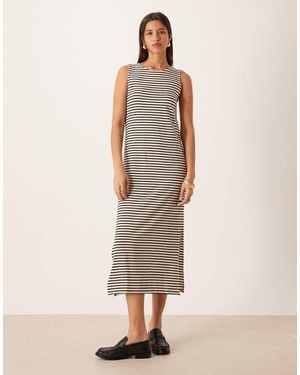 Aware Sleeveless Maxi Dress - White