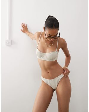 Weekday – schmal geschnittene brazilian-bikinihose - Natur