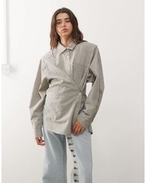 Lioness Notting hill - chemise oversize à carreaux boutonnée sur le devant à épaulettes - crème - Gris