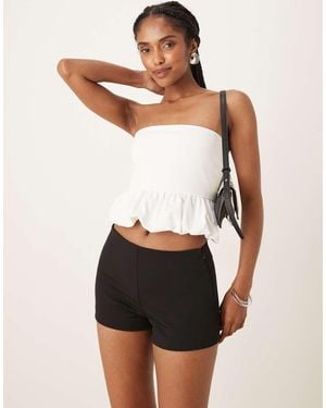 Abercrombie & Fitch Mid Rise Tailored Shorts - White