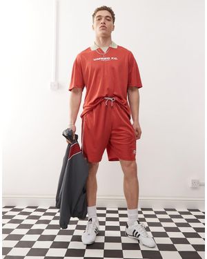Umbro Football Shorts - Red