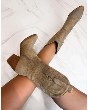 GIA STUDIOS Cowboy Western Boots - Brown