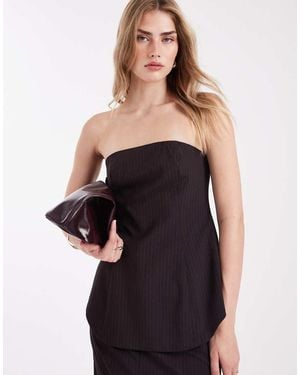 ASOS Top De Sastre Burdeos Con Raya Diplomática, Escote Palabra De Honor, Sobrefalda Y Bajo Redondeado De (Parte De Un Conjunto)-Rojo - Negro