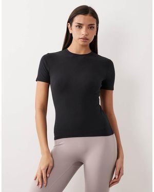 4505 Fitted Cotton Everyday T-shirt With Quick Dry Finish - Black