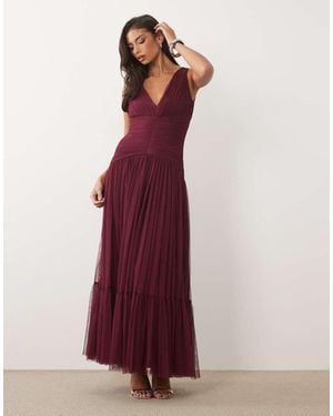 LACE & BEADS Bridesmaid Tulle Sleeveless Dropped Waist Tiered Hem Maxi Dress - Purple