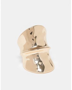ASOS – auffälliger, er ring mit gehämmertem design - Natur