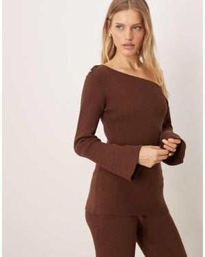 Pretty Lavish Slash Neck Longline Knitted Top Co-Ord - Brown