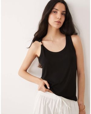 Jdy Buckle Detail Top - Black