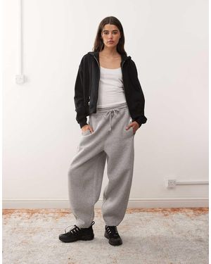 Reclaimed Vintage Barrel Leg Brushback jogger - Natural