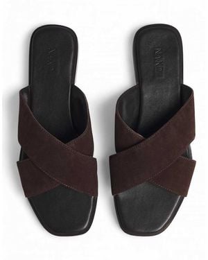 NA-KD Cross Strap Suede Sandals - Brown