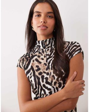 ASOS Doorschijnende Hoogsluitende Top Met Korte Mouwen En Naaddetail - Zwart