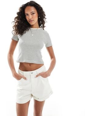 ASOS Denim Comfort Mom Short - Grey