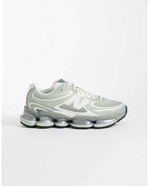New Balance 2000 Trainers - Metallic