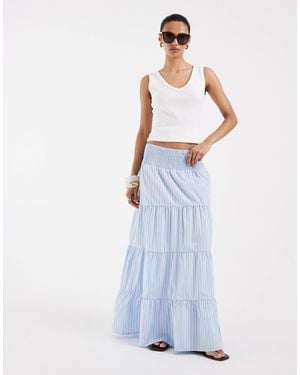 Vero Moda – gestufter boho-maxirock - Blau