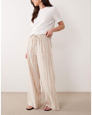 Wednesday's Girl – hose - Natur