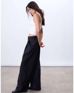 Stradivarius Striped Smart Trousers With Darts - White