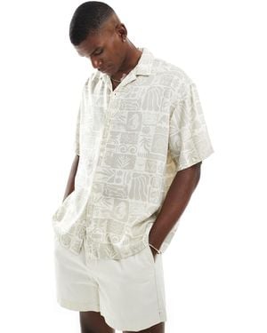 Jack & Jones Revere Collar Linen Short Sleeve Shirt With Sealife Print - Natural