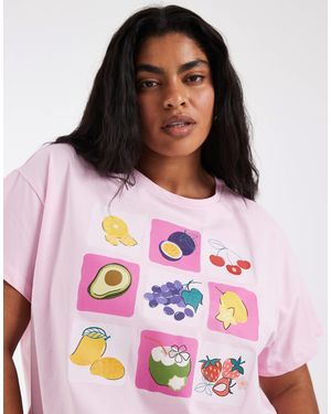 Pieces Plus Pieces curve - t-shirt oversize à imprimé fruits - pâle - Rose
