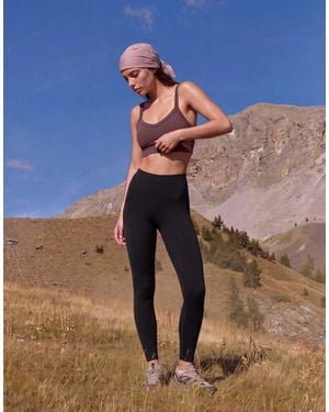 4505 Icon Active Medium Support Sports Bra With Removable Padding And Adjustable Straps - Multicolour