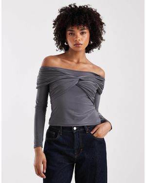 Collusion Heavy Weight Off Shoulder Twist Top - Gray