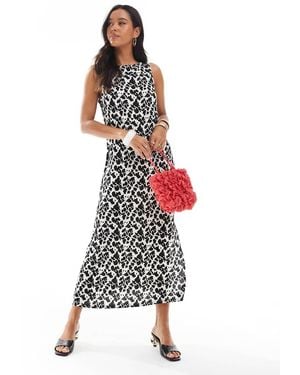 Pieces Boat Neck Midi Dress - White