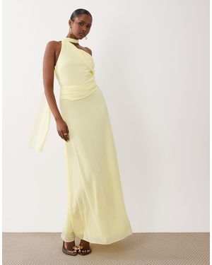 TFNC London Robe longue asymétrique en mousseline avec encolure foulard - citron - Blanc