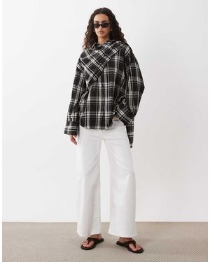 ASOS Camicia A Quadri Avvolgente Con Foulard - Bianco