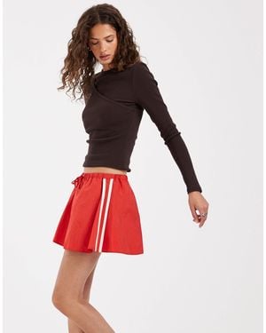 ASOS Micro-minirock mit seitlichem tech-streifen - Rot