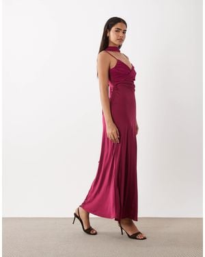 TFNC London Satin-bustier-maxikleid aus chiffon mit schal-detail - Rot