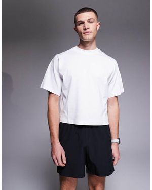 4505 Cotton Cropped Lifting T-shirt With Quick Dry Finish - White