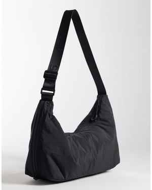 4505 Woven Padded Ruched Side Shoulder Studio Gym Bag - Black