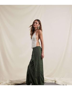 adidas Originals x ASOS Embroidered Track Trousers - Green