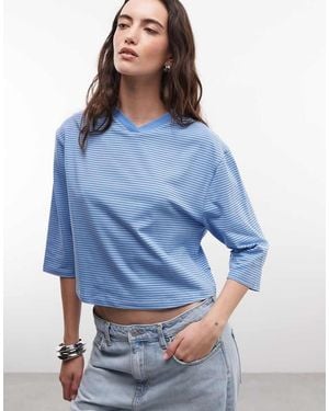 Reclaimed Vintage High V Neck Sleeve - Blue