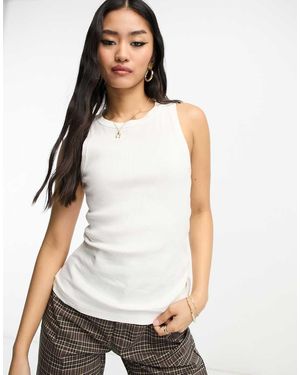 Aware Racer Neck Vest - White