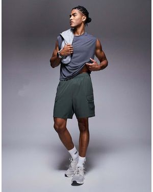 4505 Icon 7 Inch Quick Dry Training Cargo Shorts With Zip Pockets - Blue