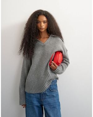 TOPSHOP Gestrickter polo-pullover mit kragen und abgerundetem saum aus wolle - Blau