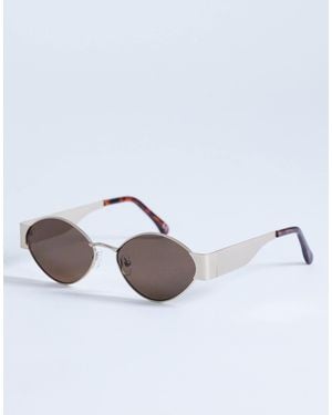 TOPSHOP Cyprus Metal Frame Sunglasses - White