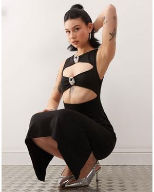 Lioness Robe mi-longue sans manches à découpes sur le devant et détail métallique - Neutre