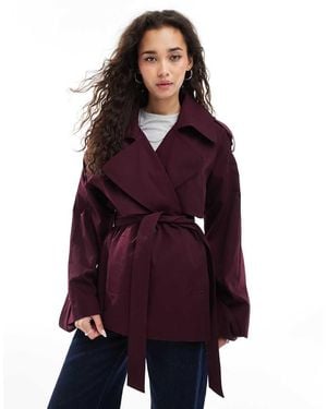 ASOS Gabardina Corta Extragrande Con Cinturón De -Rojo - Morado